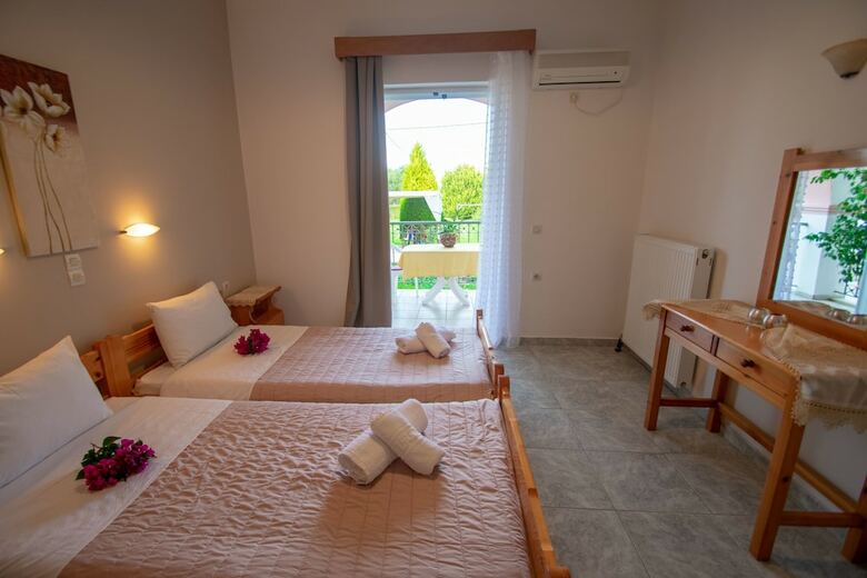 Apartamentos Neraida Village