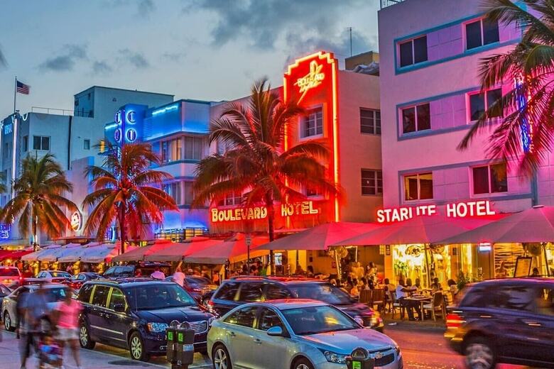 Amazing Apartment Mins From South Beach Strip!