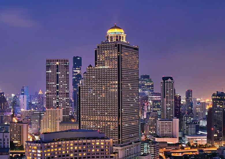 Hotel Tower Club At Lebua (The World?s First Vertical Destination)