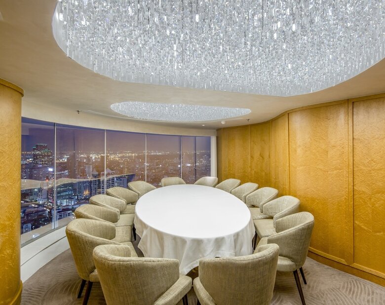 Hotel Tower Club At Lebua (The World?s First Vertical Destination)