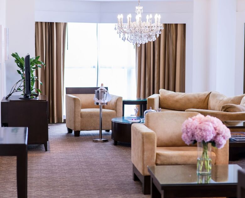 Hotel Tower Club At Lebua (The World?s First Vertical Destination)