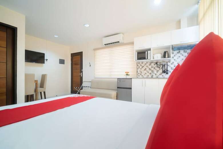 Hotel Oyo 199 Solange Apartelle