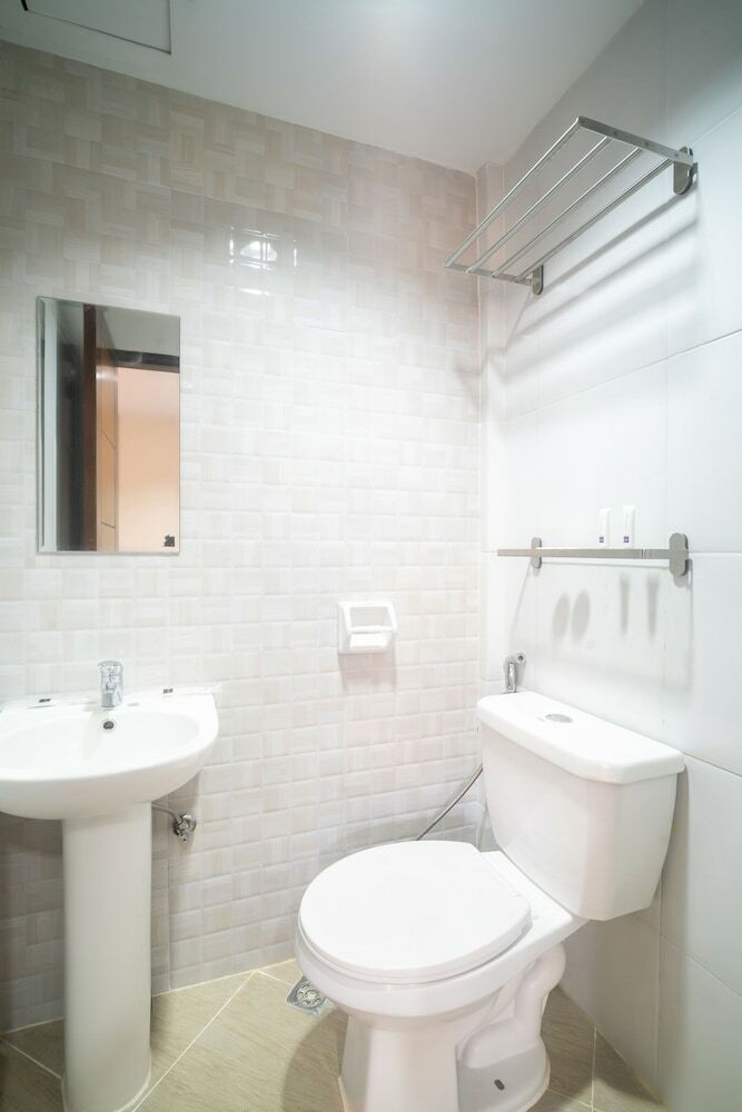 Hotel Oyo 199 Solange Apartelle