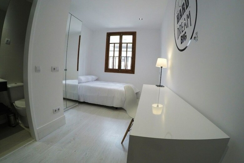 Hostal Mi Casa Inn - Residencia Gran V�a