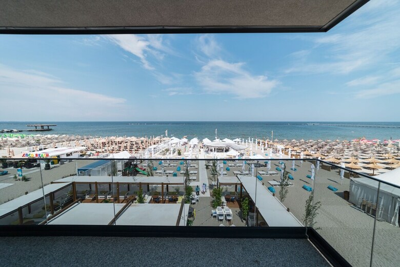 Riva Mamaia Aparthotel