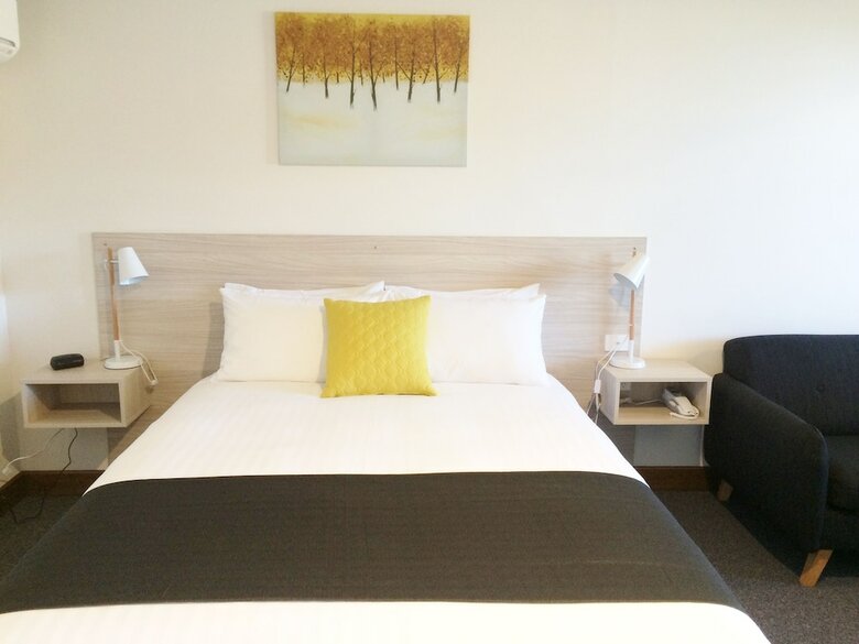 Comfort Hotel Olde Tudor