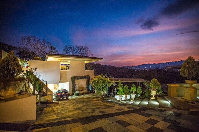 Villa La Toscana Hills