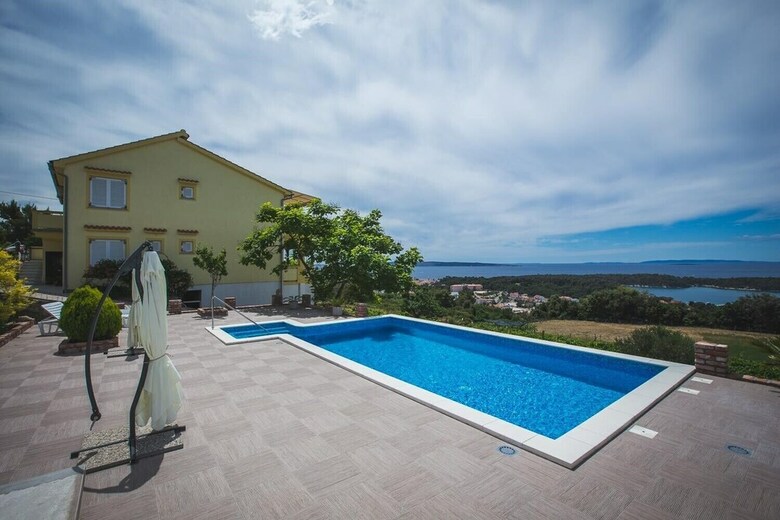 Apartments Lidija Palit