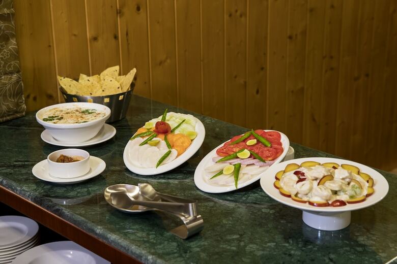 Hotel Regenta Inn Blossoms Kullu Manali