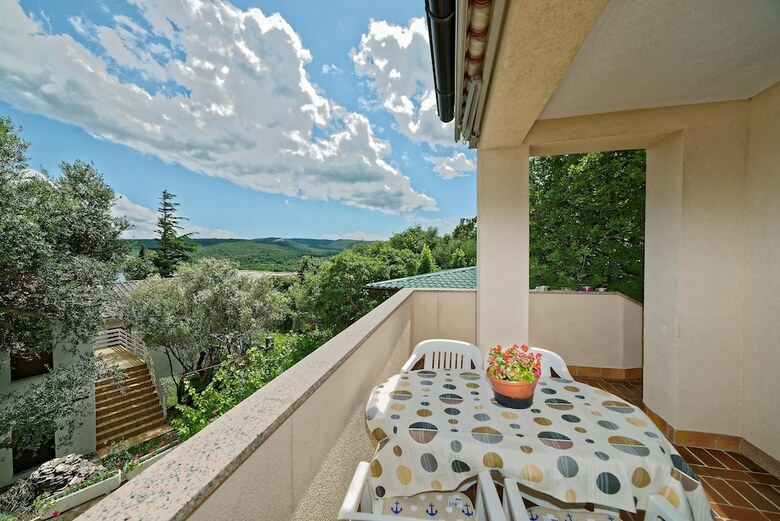 Apartments Vedrana