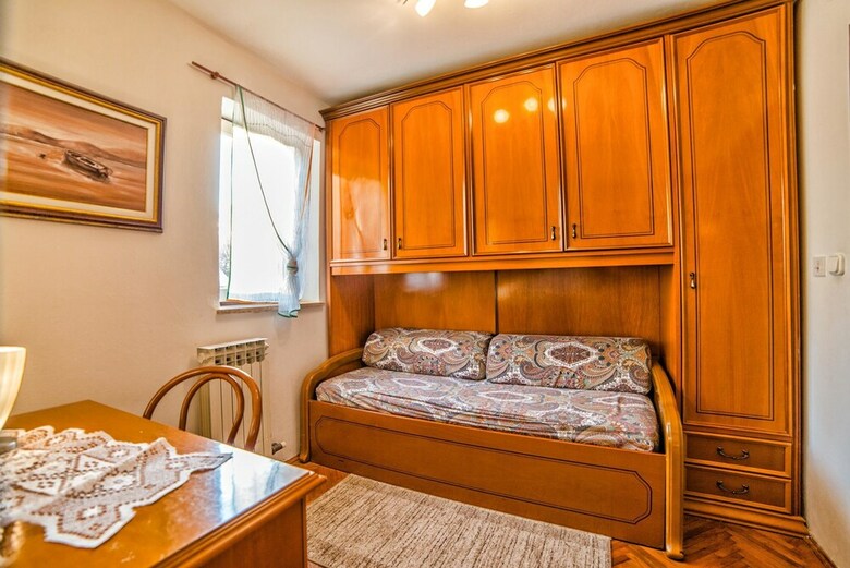 Apartamentos Holiday House Nada