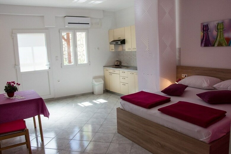 Apartments Valenti? 1304 Pag