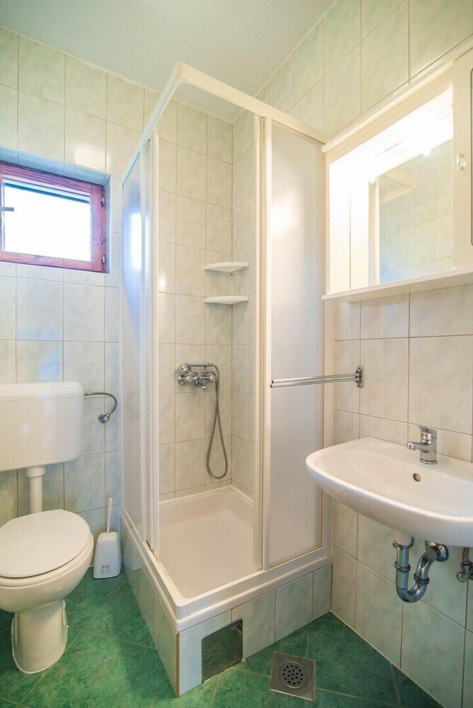 Apartments Valenti? 1304 Pag