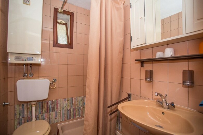 Apartments And Rooms Anita