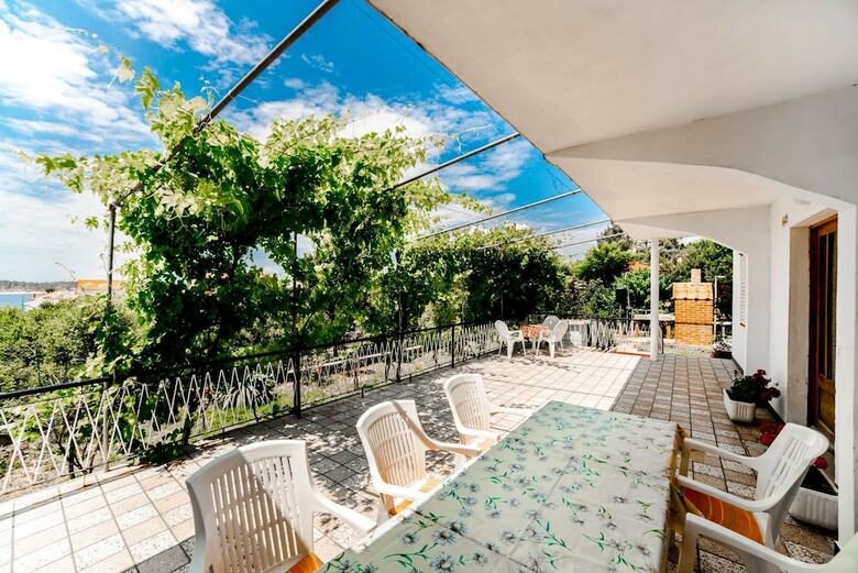 Apartments Jasko / Three Bedroom Jasko 1