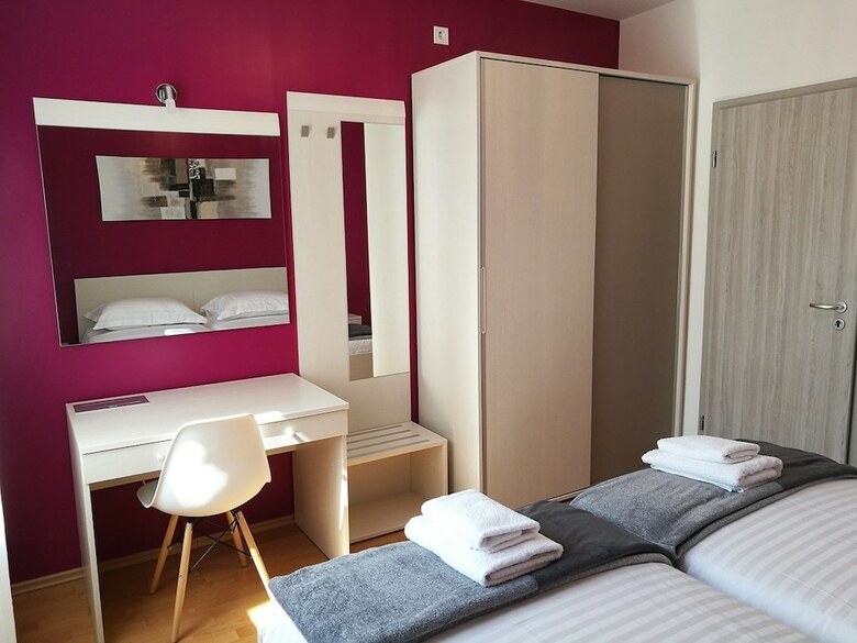 Apartments Tonka Benika