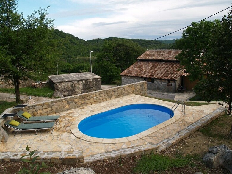 Holiday House Kapitani