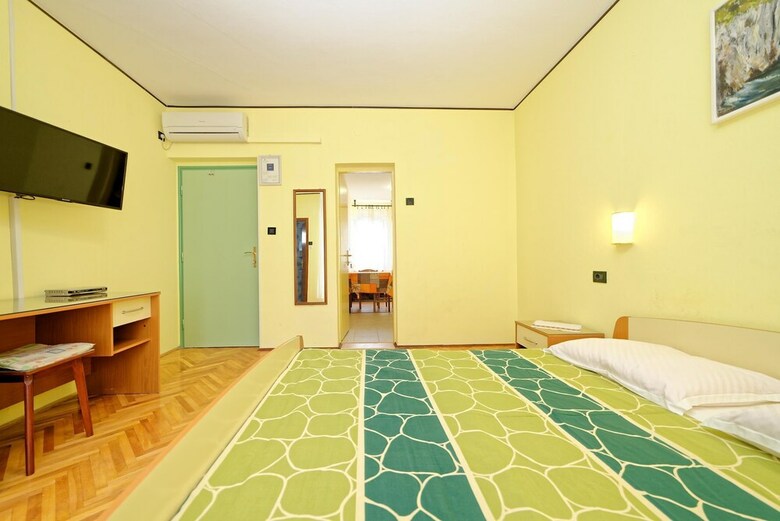 Apartments & Rooms Lanca