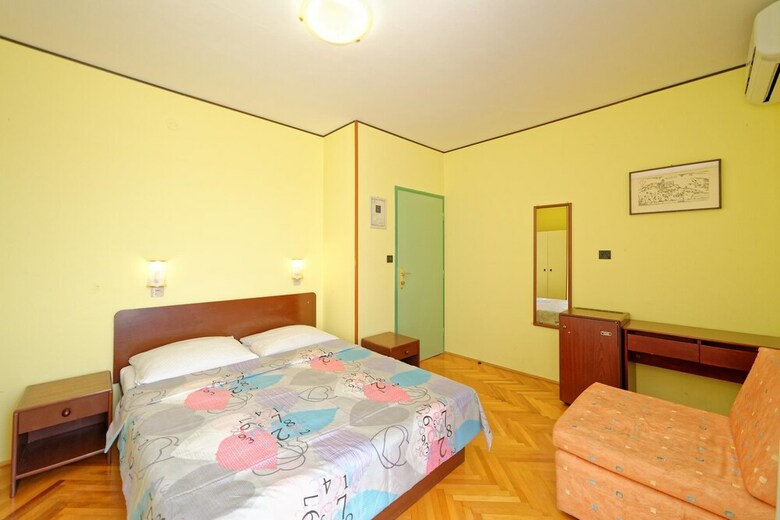 Apartments & Rooms Lanca