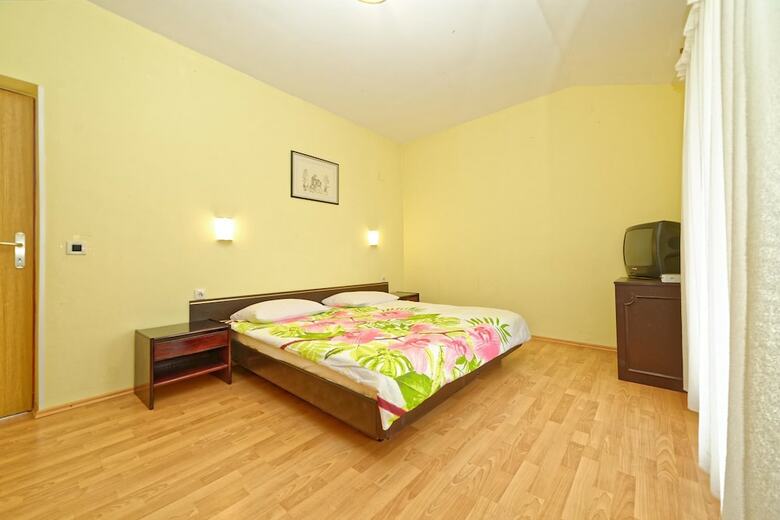 Apartments & Rooms Lanca