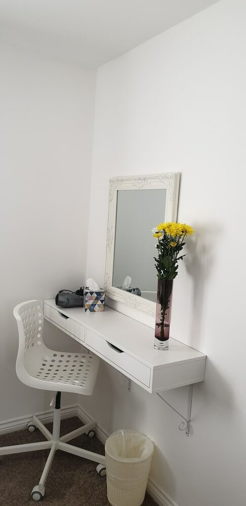 Apartamentos Hollybrae House
