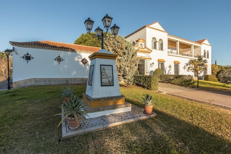 Hotel Hacienda Las Tres Ni�as