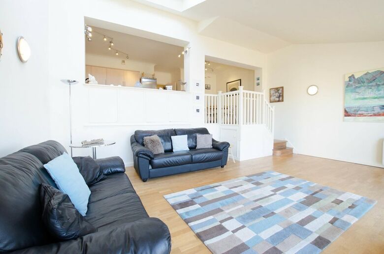 Apartamentos Clifton Court Apt 15 With Heated Pool