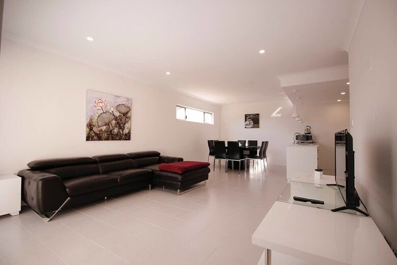 Osborne Park Home (Osborne Park Home)