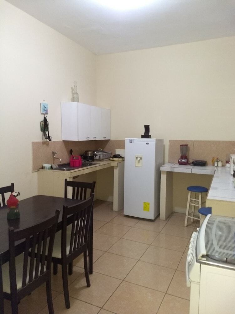 Playa Suites Apart-hotel