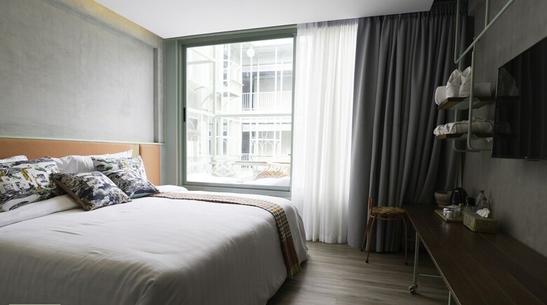 Samsen Street Hotel