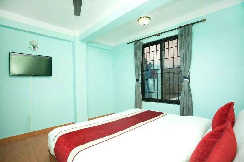 Oyo 356 Hotel Allied