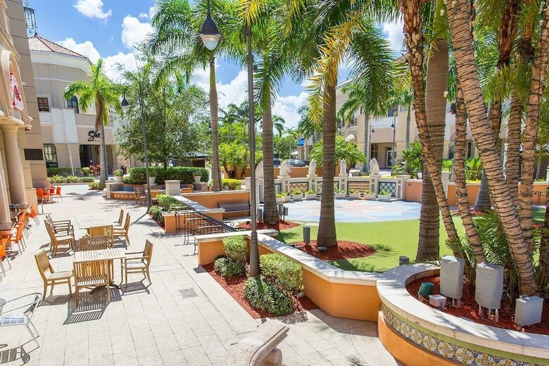 Amazing 1br Apartment With Pool, Hallandale Beach!