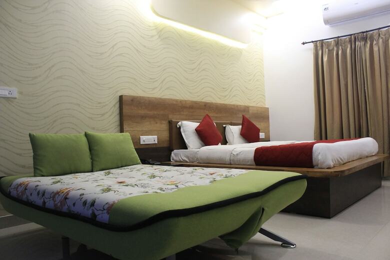 Hotel Sdm Golden Tower