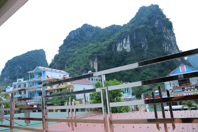 Son Tinh Hotel