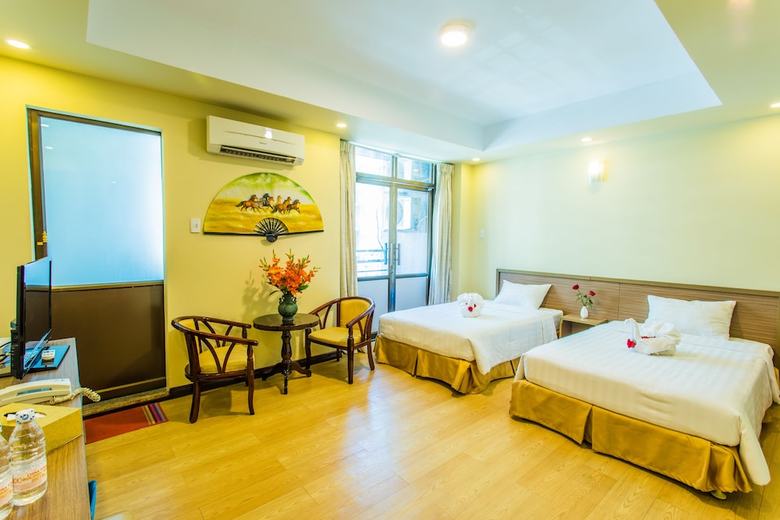 Golden Gate China Town Hotel