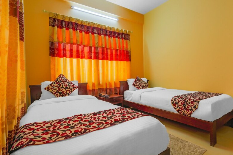 Oyo 403 Hotel Paradise Inn