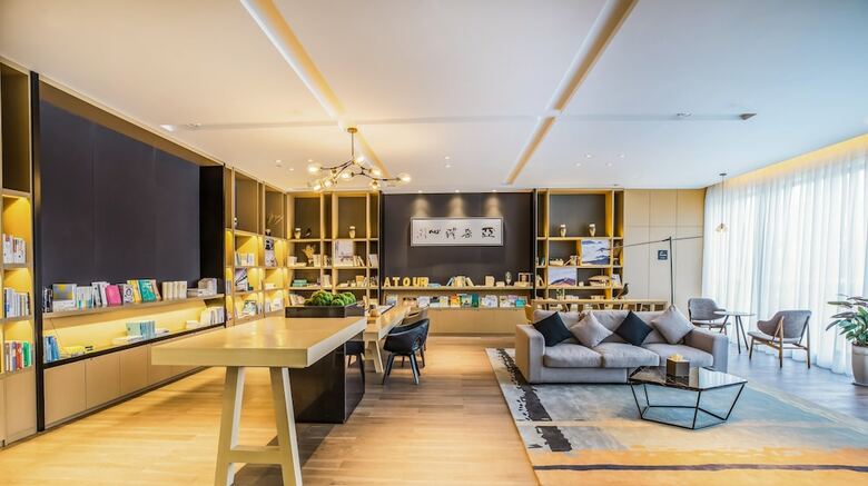 Atour Hotel Zhongshan Square Dalian