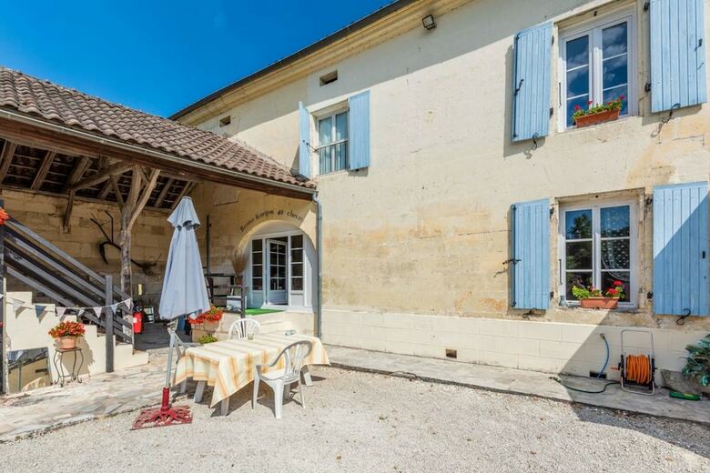Bed & Breakfast Chambres D'h�tes La Charrue
