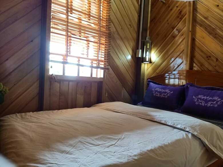 Hostal Lenh Family House