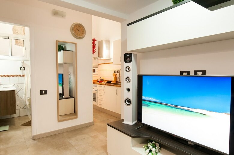 Las Palmas Beach Apartment M&b