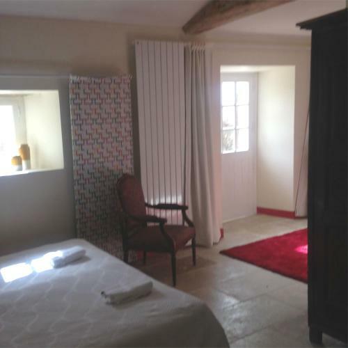 Hostal Chambres D'h�tes Et G�tes Du Ch�teau De Clauzuroux