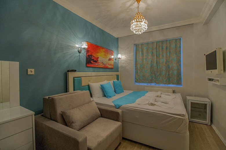 Royal Family Hotel