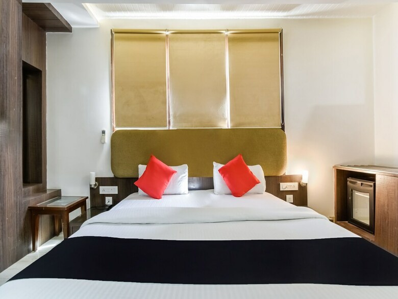 Capital O 30399 Hotel Prime Presidency