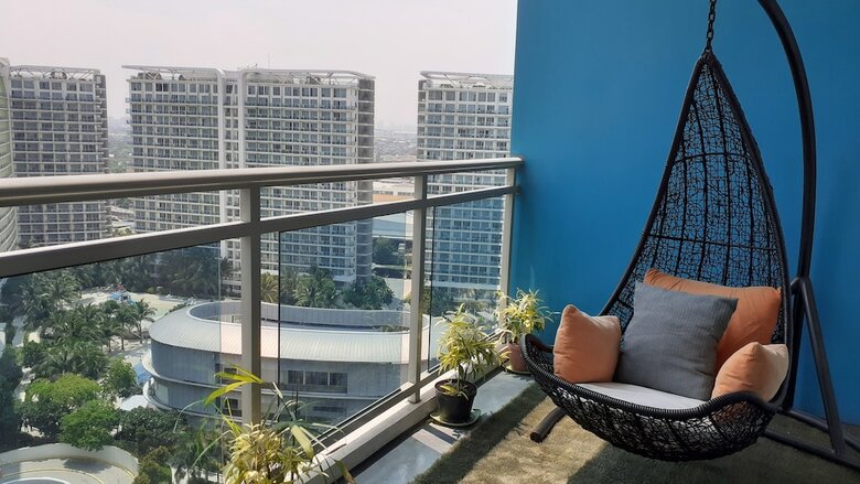 Azure Urban Resort Residences By Pol