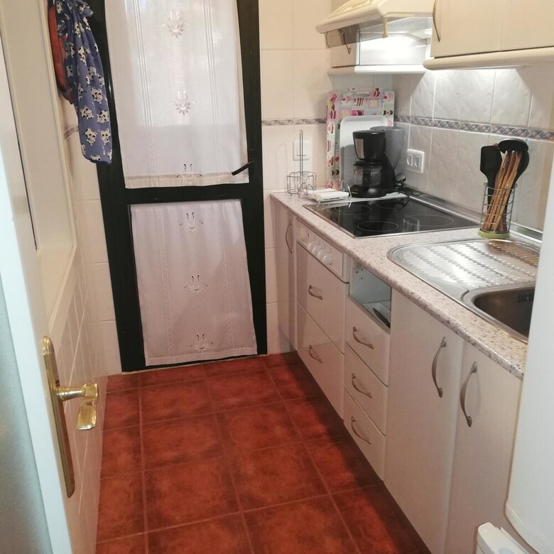 107538 - Apartment In Zahara de Los Atunes