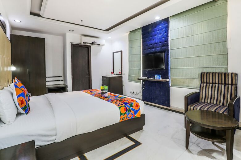 Fabhotel Ocean