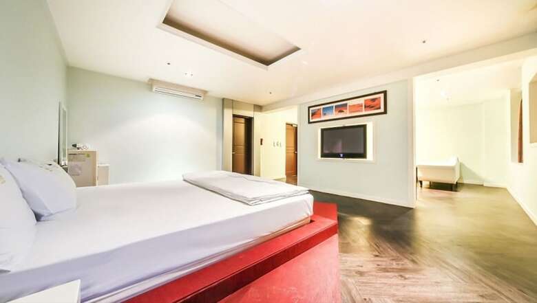 In The Business Hotel