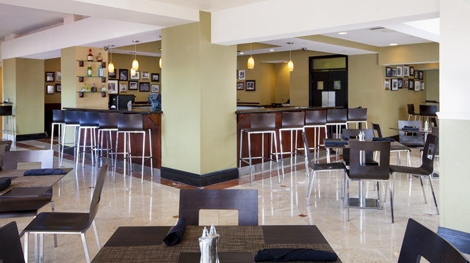 Hotel Bahia Mar Beach Resort