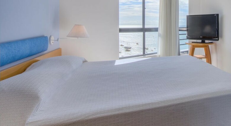 Hotel Golden Tulip Iate Plaza