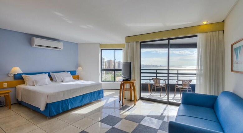 Hotel Golden Tulip Iate Plaza